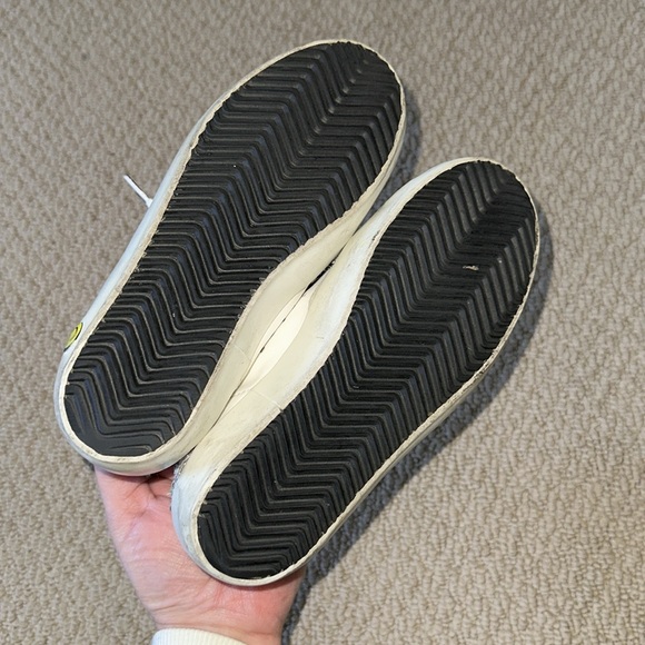 Golden Goose Sneakers - Picture 8 of 9